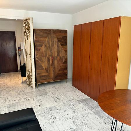 Paris Ponthieu Apartment ภายนอก รูปภาพ